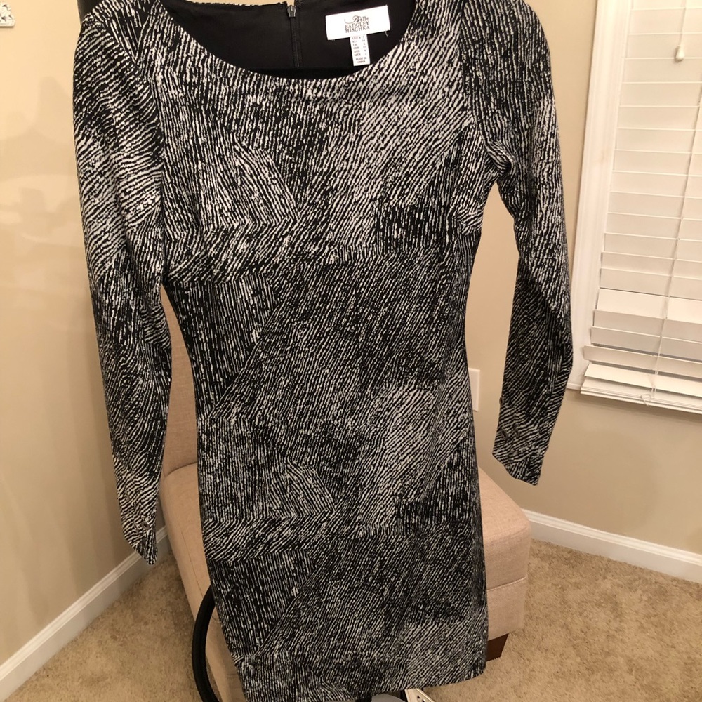 Badgley Mischka above the Knee bodycon